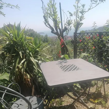 Floral House Vista Mare A Apartment Lerici